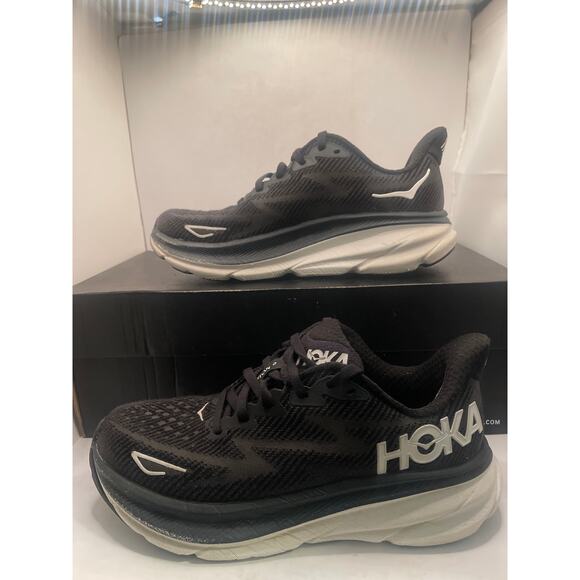 WOMEN’S HOKA CLIFTON 9 BLACK/WHITE REGULAR ATHLETIC SHOES Size 6B - Picture 3 of 10